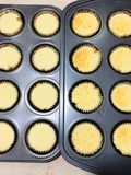 Bánh bông lan phô mai Nhật Bản (Japanese chiffon cheese cupcakes)