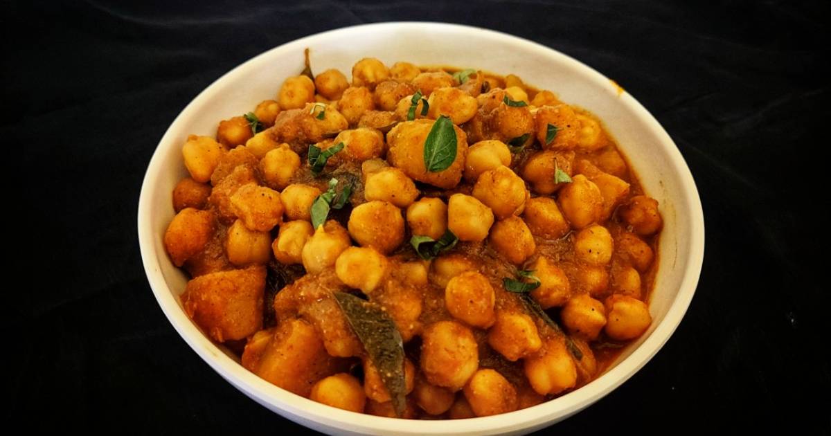 Chana And Potato Masala Recipe By Crazy Cookie - Cookpad