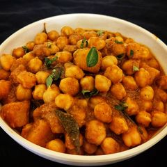 A picture of Chana and Potato Masala.