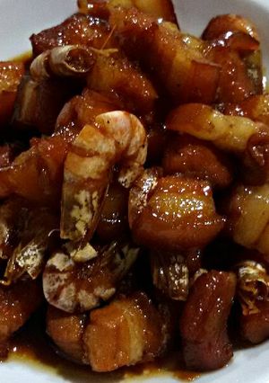 Hình của món Tôm đất rang với thịt ba chỉ.