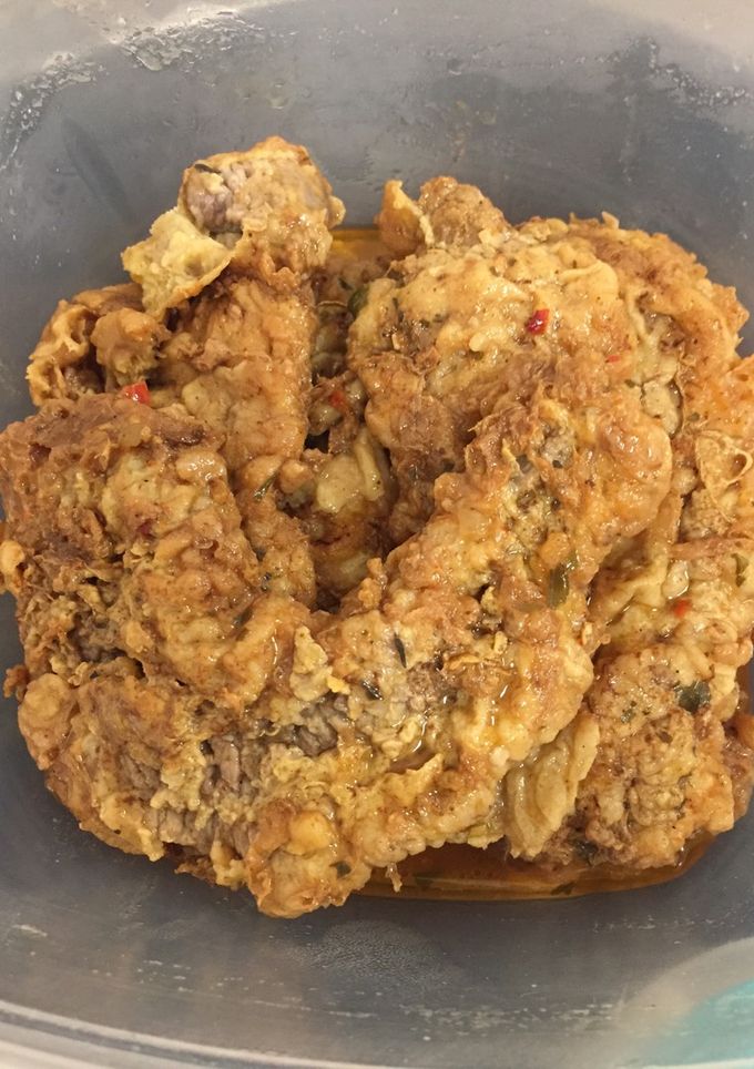 Una foto de Filete rebozado en salsa chimichurri