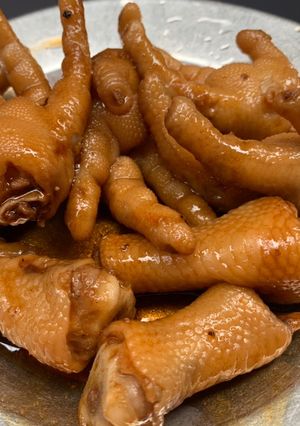 Hình của món Chân gà sốt xì dầu.