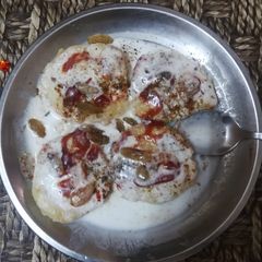 Sooji ke dahi bhalle A picture of Sooji ke dahi bhalle.