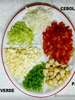 Una foto de Guarnición para Gazpacho