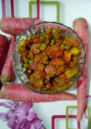 गाजर विद मसाला मिक्स वेज (gajar with masala mix veg recipe in Hindi) रेसिपी मुख्य फोटो
