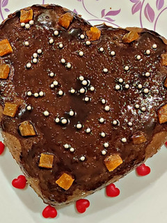 ऑयल फ्री चॉकलेट केक (Oil free chocolate cake recipe in hindi) रेसिपी मुख्य फोटो