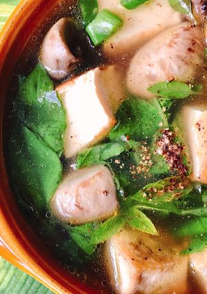 Hình của món 🌱 Canh Nấm Mỡ Đậu Hủ Lá É (Vegan).