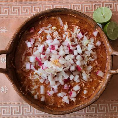 Pozole rojo Receta de Lily Glez. Caraza- Cookpad