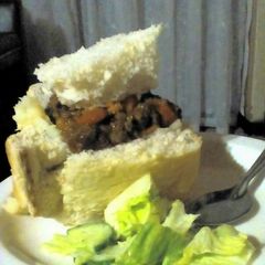 A picture of Ground Beef and Mashed Potatoes Quarter.