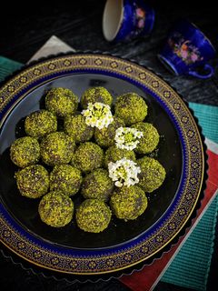 صورة لوصفة كرات البسكويت اللذيذة