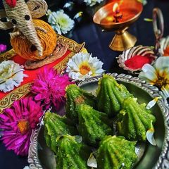 A picture of Paan Modak.