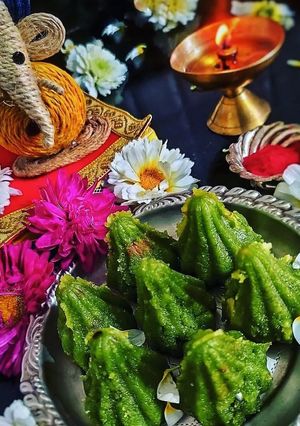 A picture of Paan Modak.