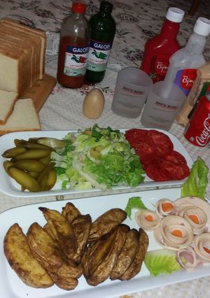 عکسی از دستور سیب زمینی تنوری 🥔