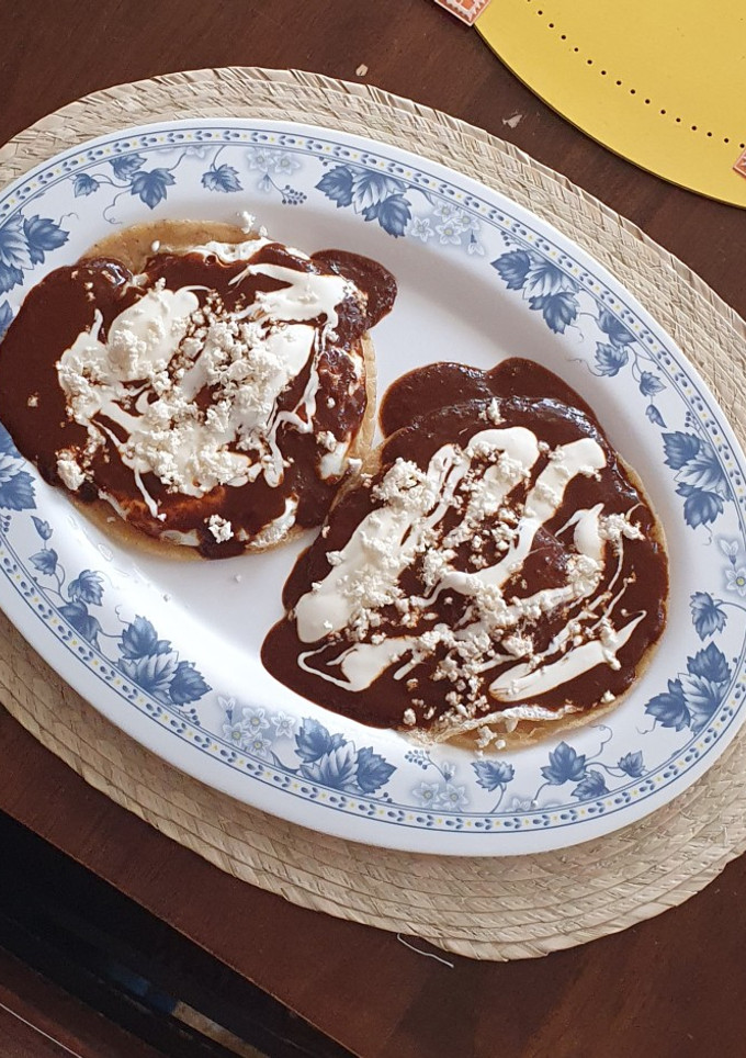 Una foto de Huevos enmolados
