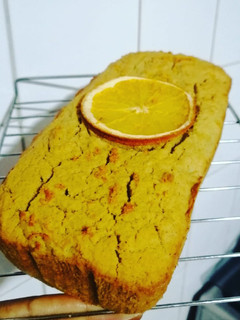 Una foto de Bizcocho de naranja keto