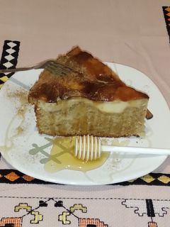 Φωτογραφία της συνταγής Κέικ μήλου με κρέμα