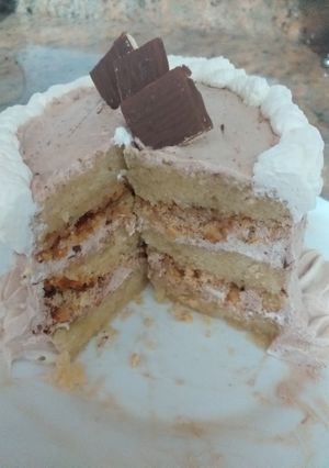 Una foto de Mini tarta de crema de avellanas y galletas