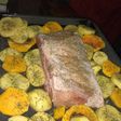 Pechito de cerdo con papas y calabazas al horno