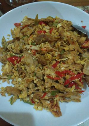 Foto resep Orak arik telor tuna mantap.