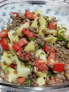 Una foto de Ensalada de lentejas (hierro y fibras para una dieta saludable