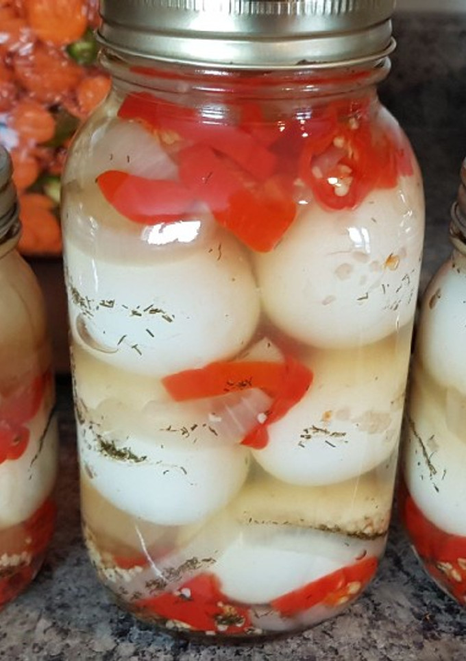A picture of Habanero Pickled Eggs.