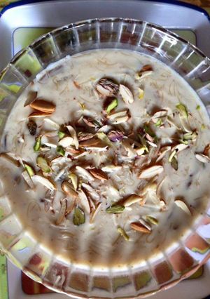 A picture of Sher khurma.