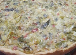 Una foto de Tarta de Puerro, Zapallito y Zuquini