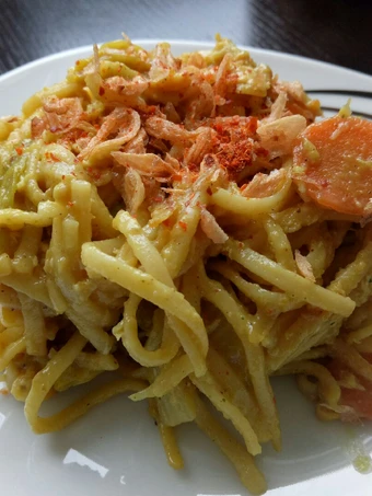 Langkah Mudah untuk Menyiapkan Resep Mie goreng nyemek bumbu ayam bakar kecap yang Sempurna Anti Ribet, Bikin Ngiler