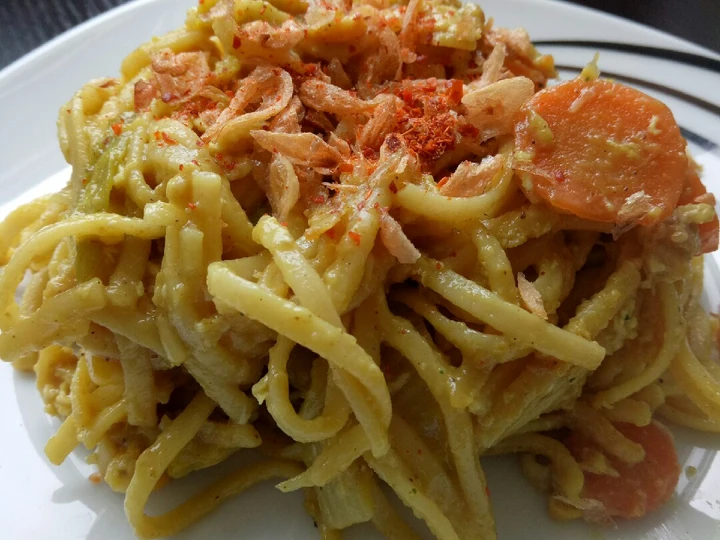 Langkah Mudah untuk Membikin Resep Mie goreng nyemek bumbu ayam bakar kecap yang Menggugah Selera Anti Ribet, Sempurna