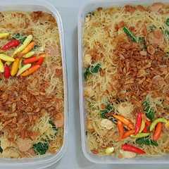 A picture of Bijag (bihun jagung) Goreng.