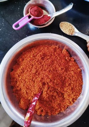आम अचार का मसाला (Aam achar ka masala recipe in hindi) रेसिपी मुख्य फोटो
