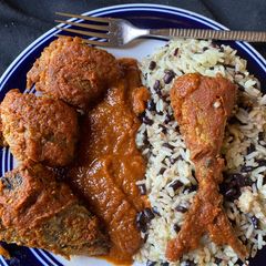 A picture of Ghanaian fish stew.