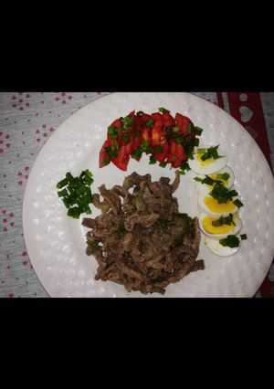 Una foto de Tiras de carnes, cena ligera