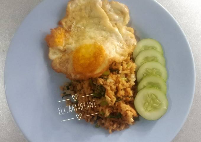 Resep Nasi goreng oriental ala kaki lima dengan ekstra sawi, Menggugah Selera