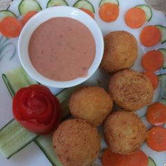 A picture of Chicken cheese balls.