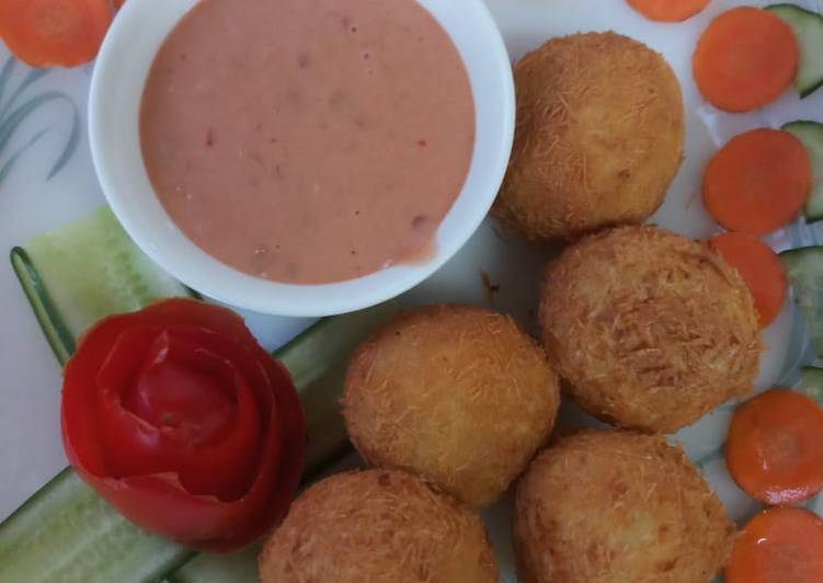 Step-by-Step Guide to Prepare Delicious Chicken cheese balls