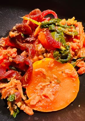 A picture of String Beets with Veggies.