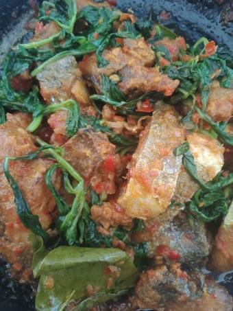 Cara Mudah Menyiapkan Resep Balado Tongkol Kemangi yang Bisa Manjain Lidah Anti Ribet, Lezat
