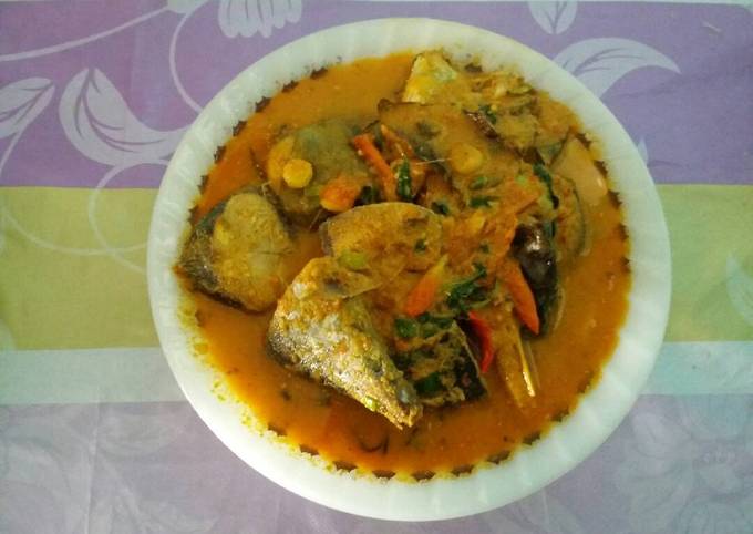 Ikan Tongkol pedas bumbu kuning