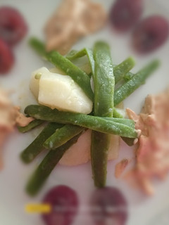 Una foto de Ensalada de pollo templada