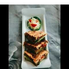 A picture of Layered chapati sandwich.