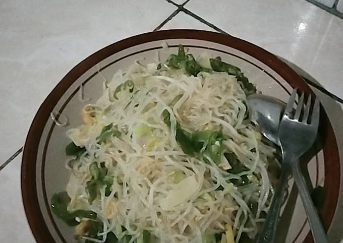Resep Tumis Bihun Cabe Hijau Anti Gagal