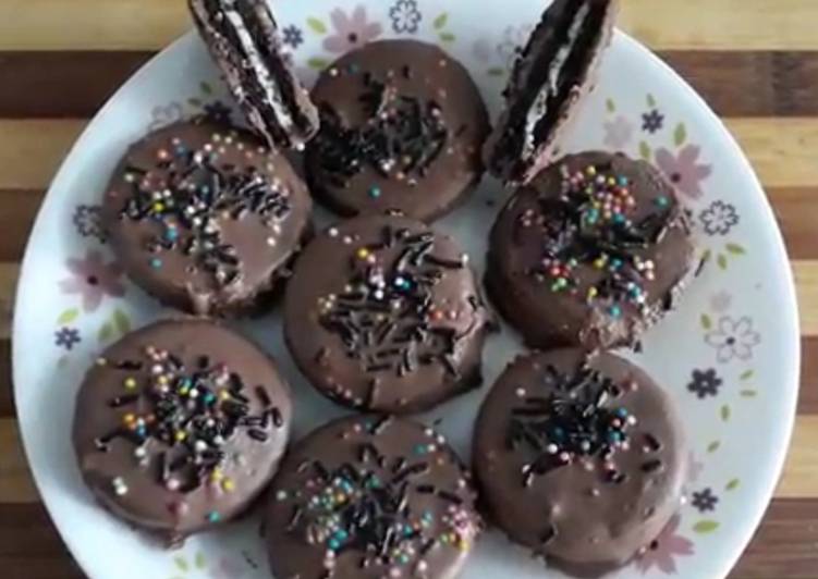 Oreo tri colour chocolate