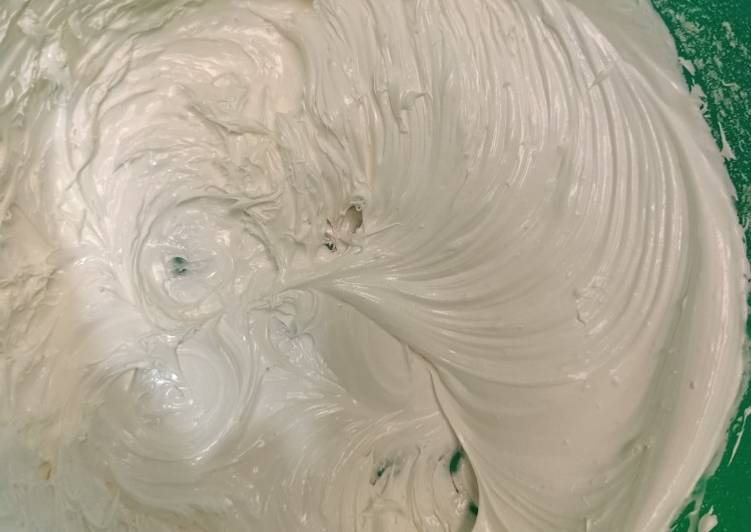 Resep Whipped Cream Homemade yang Bikin Ngiler