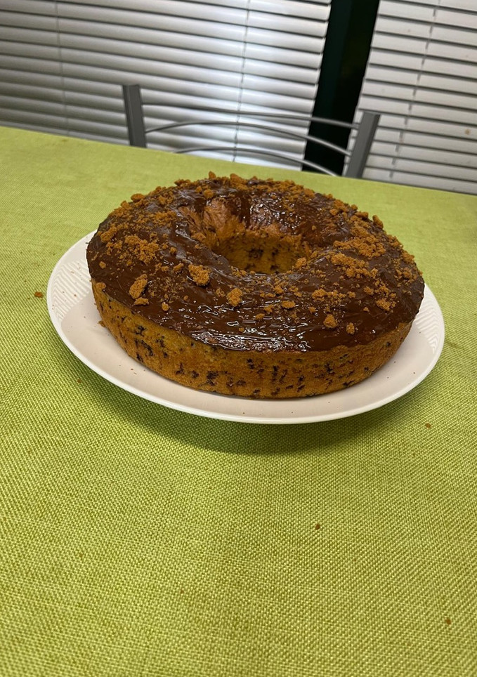 Una foto de Bizcocho cubierto de chocolate y lotus