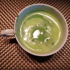 A picture of Essence pandan (pewarna hijau alami).