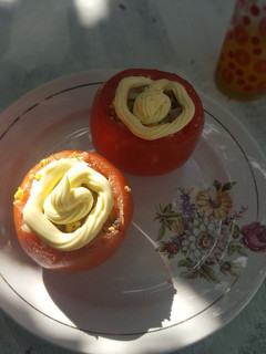 Una foto de Tomates rellenos