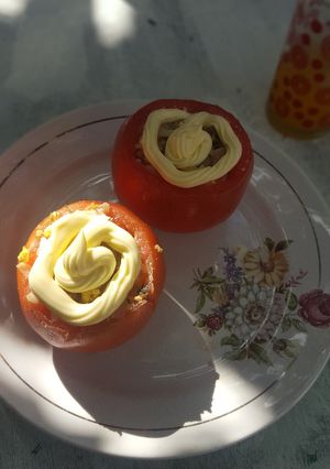Una foto de Tomates rellenos