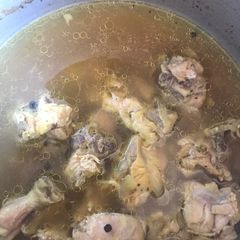 Chicken yakhni (soup) A picture of Chicken yakhni (soup).