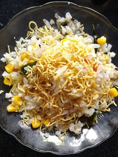 मका पोहे (maka pohe recipe in marathi) रेसिपी चे मुख्य फोटो
